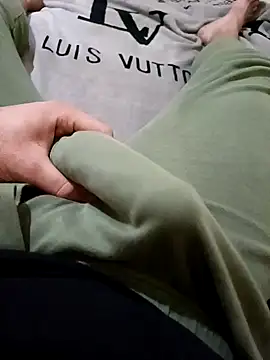 Snapshot of anis3g4 chatting on January 2026 01:49:01 PM anis3g4 online show from January 2026 01:49:01 PM