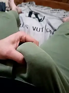 Snapshot of anis3g4 chatting on January 2026 08:36:01 PM anis3g4 online show from January 2026 08:36:01 PM