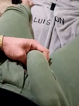 Snapshot of anis3g4 chatting on February 2026 02:02:02 PM anis3g4 online show from February 2026 02:02:02 PM