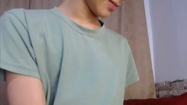 DaraKat18 online show from May 2026 10:07:01 PM