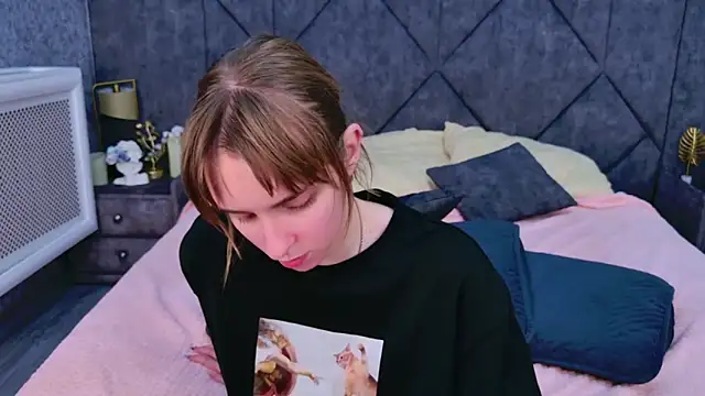 Snapshot of Beverly_Gomes chatting on October 2025 07:17:02 AM Beverly Gomes online show from October 2025 07:17:02 AM