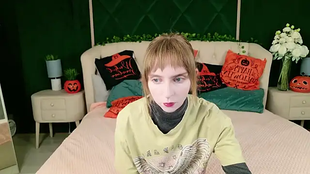 Snapshot of Beverly_Gomes chatting on October 2025 05:32:02 AM Beverly Gomes online show from October 2025 05:32:02 AM