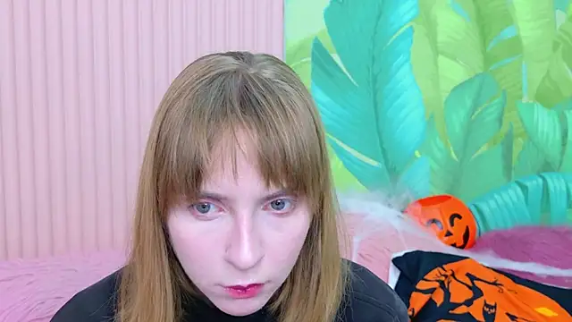 Snapshot of Beverly_Gomes chatting on October 2025 05:55:01 AM Beverly Gomes online show from October 2025 05:55:01 AM