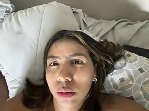 Snapshot of Liagirl03 chatting on February 2026 02:01:02 AM Liagirl03 online show from February 2026 02:01:02 AM