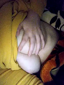 Snapshot of CHahed-5 chatting on December 2025 03:56:02 AM CHahed-5 online show from December 2025 03:56:02 AM