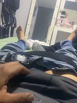 Chico031289 online show from November 2025 01:04:02 AM