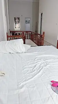 JunCii online show from September 2025 04:29:01 AM