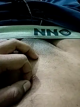 Snapshot of sexy_couple_38 chatting on November 2025 06:18:01 PM sexy couple 38 online show from November 2025 06:18:01 PM