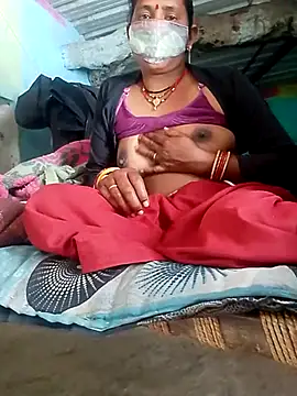 CUTE-004 online show from February 2026 08:46:01 AM