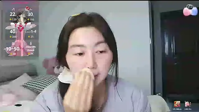 Snapshot of Diva_VVN chatting on April 2026 11:59:02 PM Diva VVN online show from April 2026 11:59:02 PM