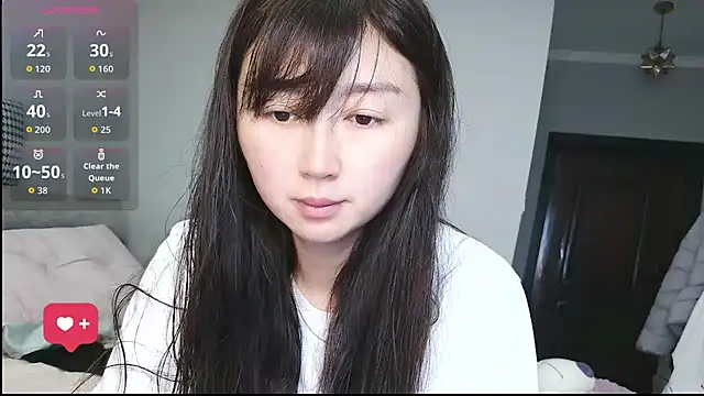 Snapshot of Diva_VVN chatting on April 2026 12:48:02 AM Diva VVN online show from April 2026 12:48:02 AM