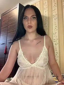 Snapshot of ksenia123 chatting on April 2026 03:31:02 PM ksenia123 online show from April 2026 03:31:02 PM