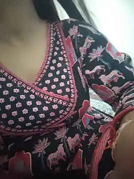 Snapshot of your_favourite_bhabhi chatting on May 2026 05:58:02 AM your favourite bhabhi online show from May 2026 05:58:02 AM