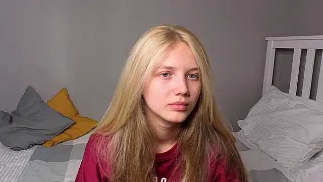 lil tasty33 online show from September 2025 09:45:02 AM