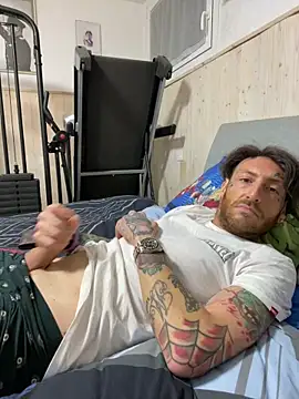 Snapshot of dennis89768 chatting on February 2026 12:29:02 AM dennis89768 online show from February 2026 12:29:02 AM