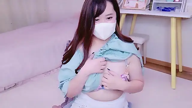 CHIAKI xxo online show from October 2025 08:49:01 AM