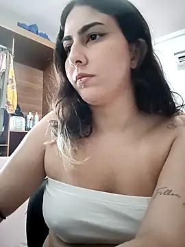 Snapshot of ApenasLys chatting on November 2025 01:16:01 AM ApenasLys online show from November 2025 01:16:01 AM