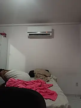 Snapshot of ApenasLys chatting on January 2026 06:24:02 PM ApenasLys online show from January 2026 06:24:02 PM