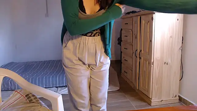 Missforever online show from April 2026 08:25:02 PM