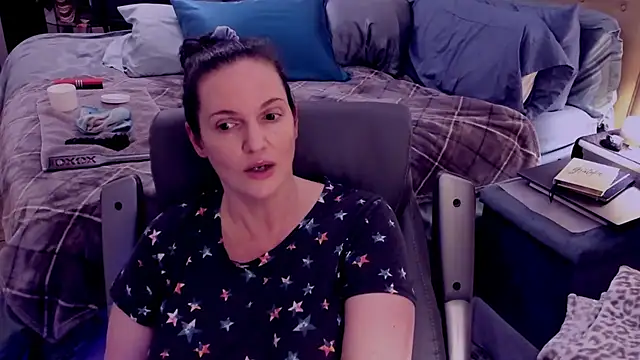 Snapshot of ninajaymes chatting on December 2024 06:41:02 AM ninajaymes online show from December 2024 06:41:02 AM