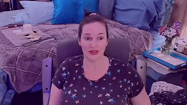 Snapshot of ninajaymes chatting on March 2025 06:01:01 AM ninajaymes online show from March 2025 06:01:01 AM