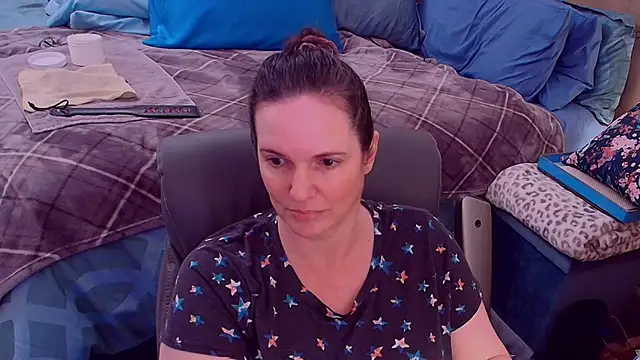 Snapshot of ninajaymes chatting on November 2025 01:18:02 AM ninajaymes online show from November 2025 01:18:02 AM