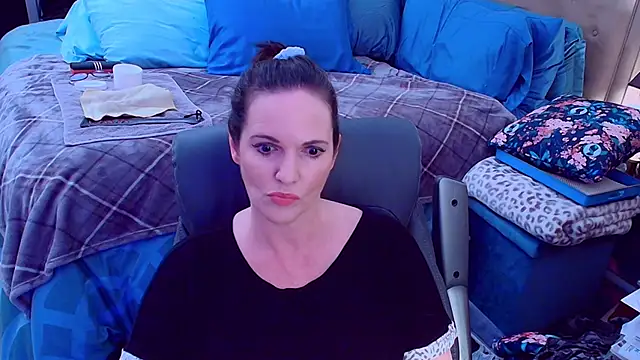 ninajaymes online show from February 2026 11:47:02 PM