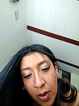 Coralaine 96 online show from September 2025 06:42:02 PM