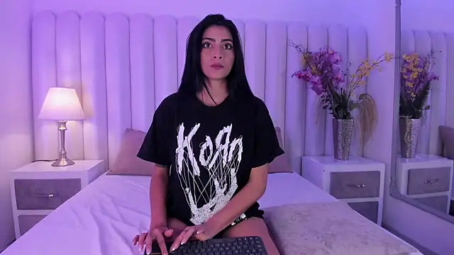 CleoSteele online show from July 2026 12:47:01 PM