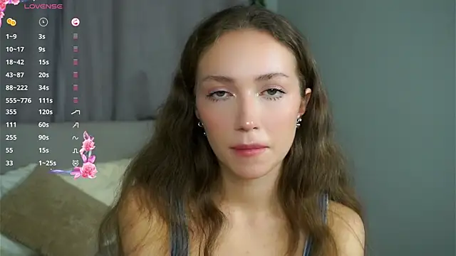 ZeniaBolich online show from September 2025 09:47:02 PM