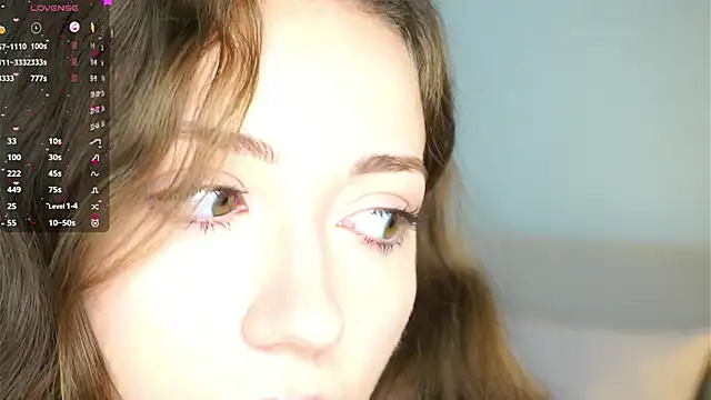 ZeniaBolich online show from October 2025 09:46:01 PM