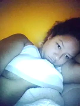 Snapshot of EAAM1@xh chatting on February 2026 12:32:02 PM EAAM1xh online show from February 2026 12:32:02 PM