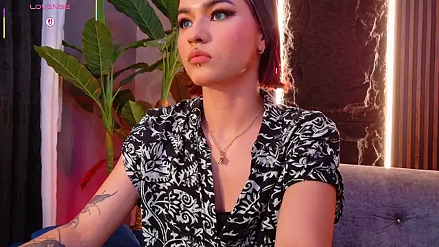 La Diabla 111  online show from January 2026 08:23:01 PM