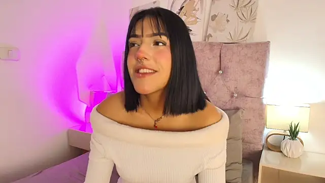 Dulce Bella  online show from February 2026 04:06:02 AM