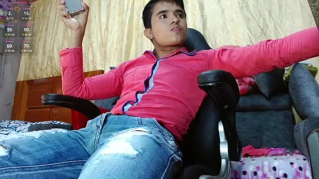 Snapshot of DayroDuran chatting on March 2026 07:46:02 PM DayroDuran online show from March 2026 07:46:02 PM