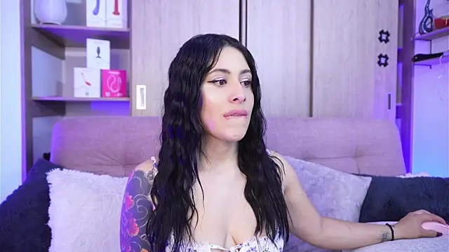 Snapshot of SophiieCumsx chatting on April 2026 02:53:02 AM SophiieCumsx online show from April 2026 02:53:02 AM