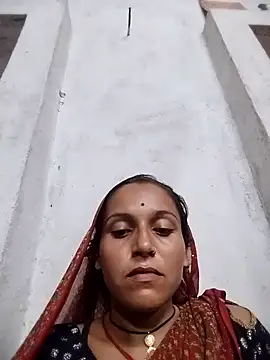 Snapshot of Sonam_shinde chatting on September 2025 03:56:02 PM Sonam shinde online show from September 2025 03:56:02 PM