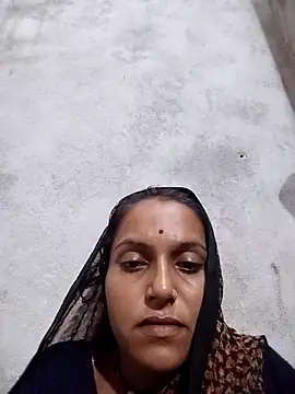 Snapshot of Sonam_shinde chatting on September 2025 08:53:02 PM Sonam shinde online show from September 2025 08:53:02 PM