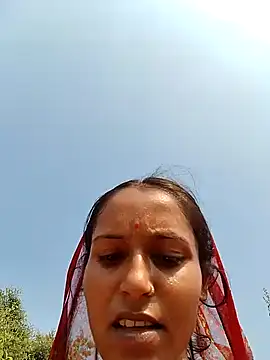 Snapshot of Sonam_shinde chatting on October 2025 08:04:02 AM Sonam shinde online show from October 2025 08:04:02 AM