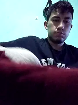 True Di online show from September 2025 01:27:01 AM