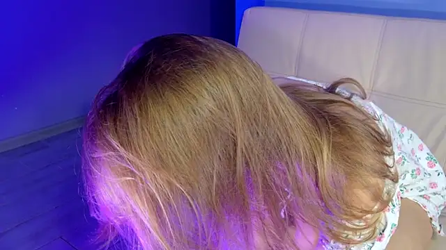 mari  papi online show from September 2025 08:08:01 AM