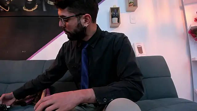 Snapshot of DanteWinter chatting on September 2025 03:19:01 AM DanteWinter online show from September 2025 03:19:01 AM