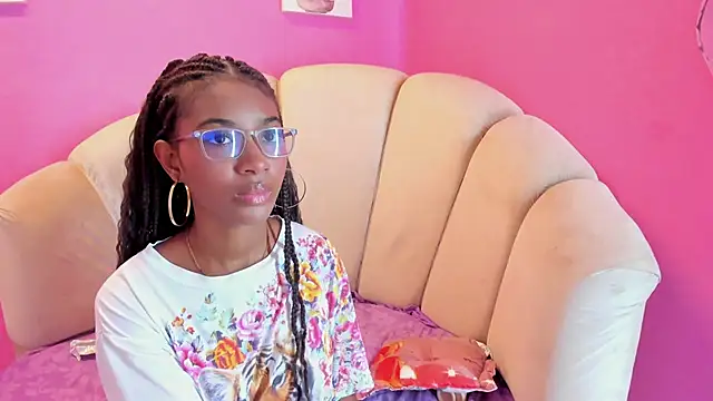 MarianRosse online show from October 2025 08:27:02 PM