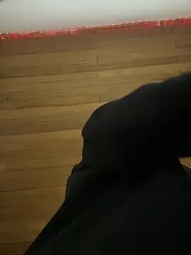 XBODTRIIPX online show from April 2026 12:02:02 AM