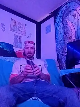 Snapshot of Mrluckstick chatting on November 2025 06:24:02 PM Mrluckstick online show from November 2025 06:24:02 PM