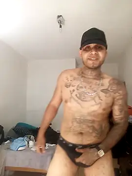 Snapshot of Tripalop chatting on March 2026 08:37:02 PM Tripalop online show from March 2026 08:37:02 PM