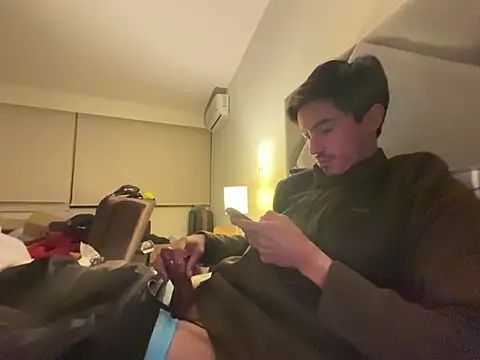 Snapshot of hornymagicalonso chatting on March 2026 02:06:02 AM hornymagicalonso online show from March 2026 02:06:02 AM