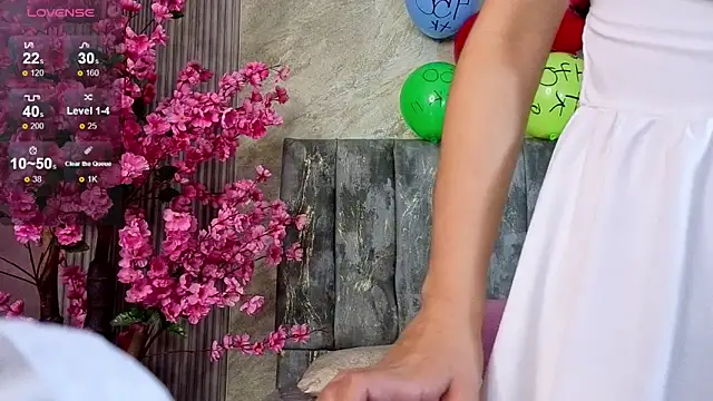 Snapshot of bella_vibess_s chatting on November 2025 08:26:01 AM bella vibess s online show from November 2025 08:26:01 AM