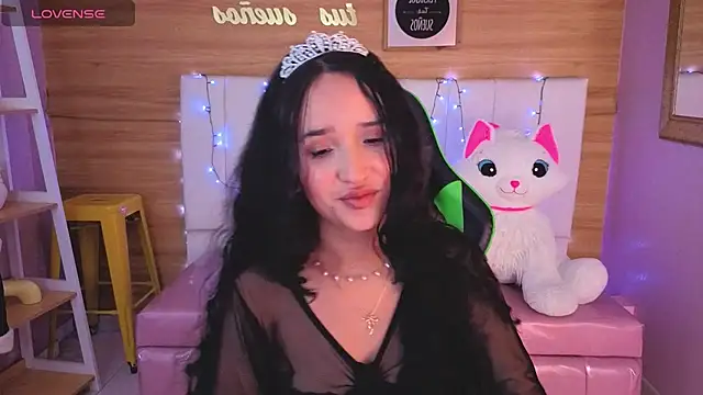 Snapshot of bella_vibess_s chatting on March 2026 12:33:01 PM bella vibess s online show from March 2026 12:33:01 PM