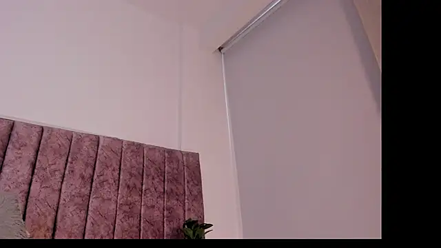 Ambeer fox  online show from March 2026 12:33:01 PM